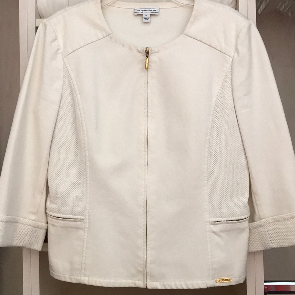 St. John sport jacket - Picture 2 of 8